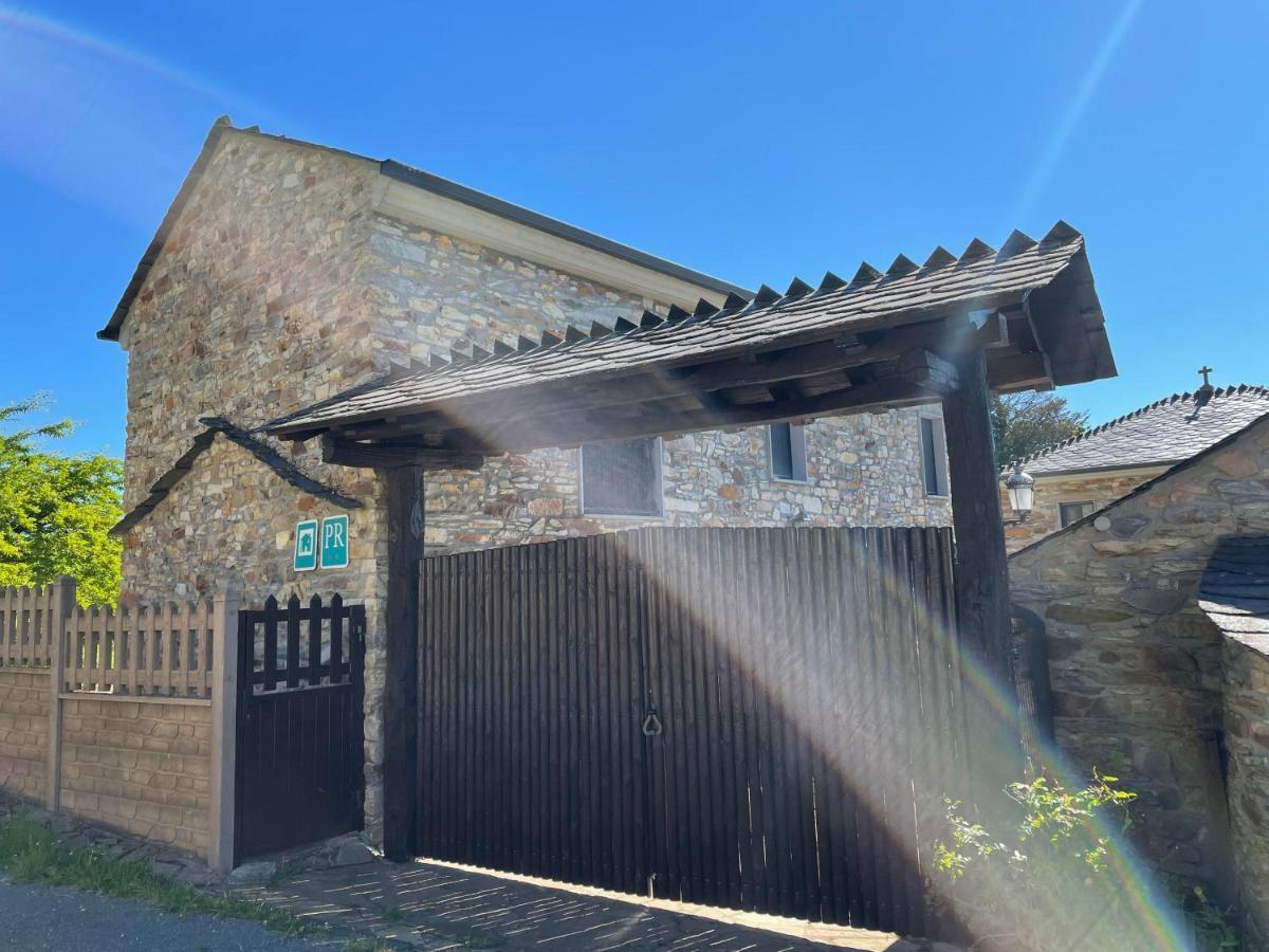 Pension Xacobe Cabreiros Buitenkant foto